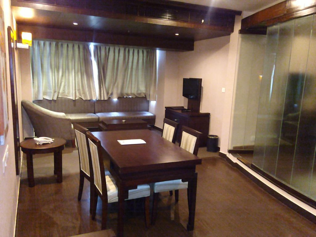 Hotel Saurabh Candy By Peppermint Haldwāni Rum bild